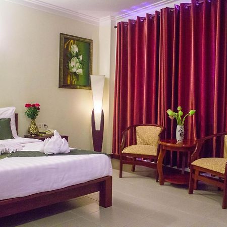 V N E Hotel Phnom Penh Eksteriør billede