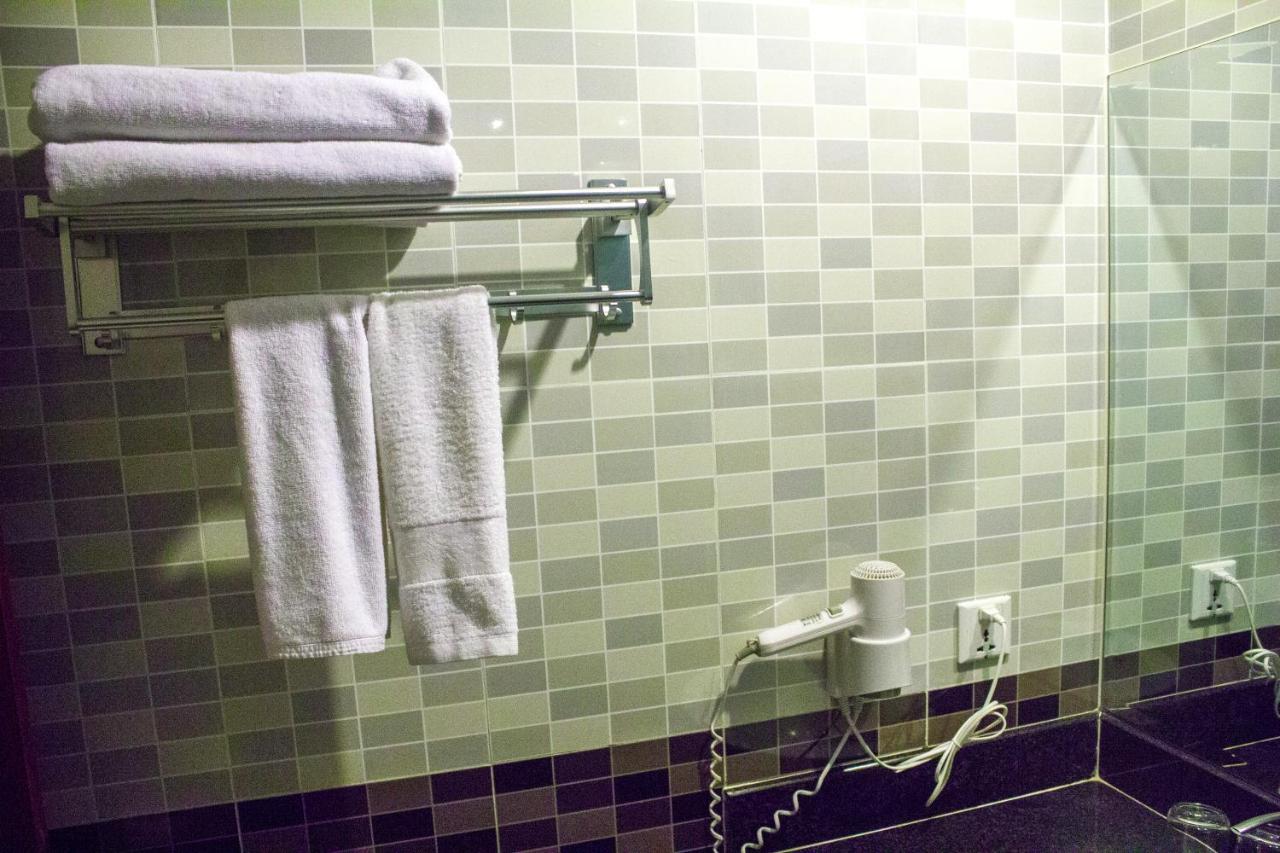 V N E Hotel Phnom Penh Eksteriør billede